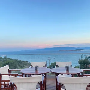 hotel-filoxenia-ouranoupoli.hotelschalkidiki.net/